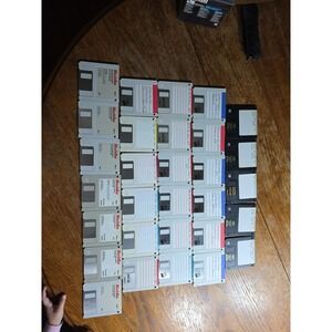 Lot Of 30 X Retro Floppy Disk - 3.5  Sold as Untested Used